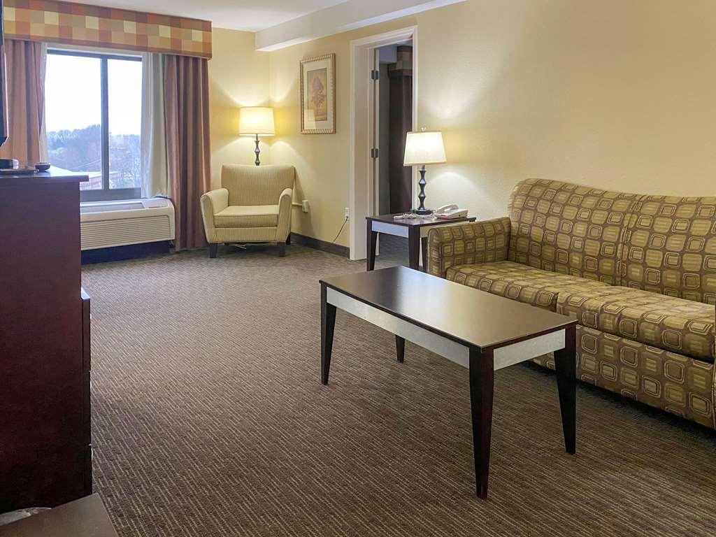 Mainstay Suites Conover-Hickory 객실 사진