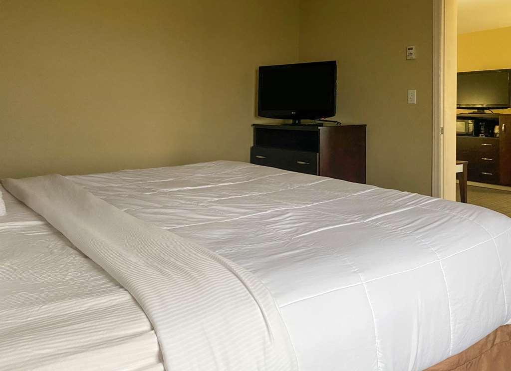 Mainstay Suites Conover-Hickory 객실 사진